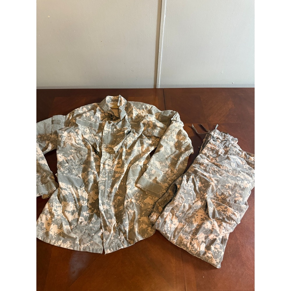 US Army Aircrew Combat Uniform Set UCP Digital Camo S Regular Flame Resistant